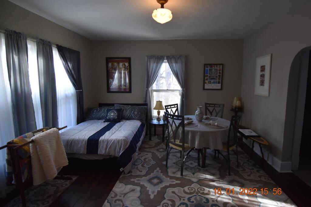 Bungalow In Bloom French Lick Extérieur photo